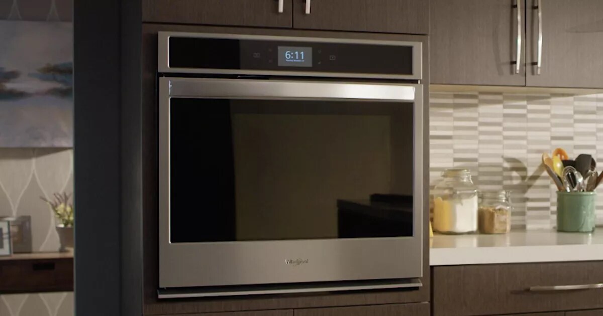 How Does a Self-Cleaning Oven Work?