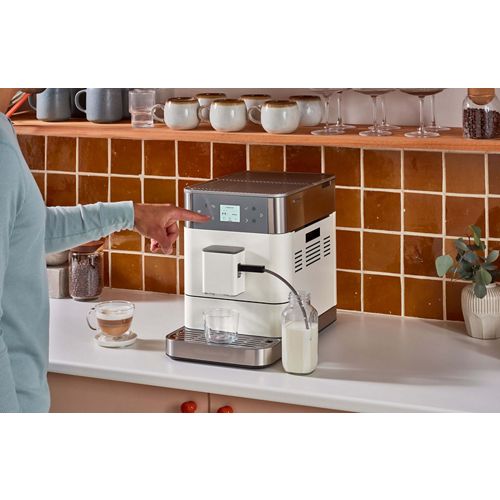 Kitchenaid Coffee machine 5KES8556EPL Porcelain White Lifestyle Detail