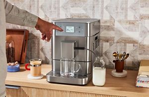 Tam Otomatik Espresso Makinesi KF6 5KES8556 | Resmi KitchenAid sitesi