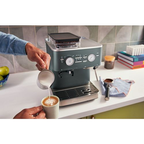 Kitchenaid Coffee machine 5KES6551EJP Juniper Lifestyle Perspective