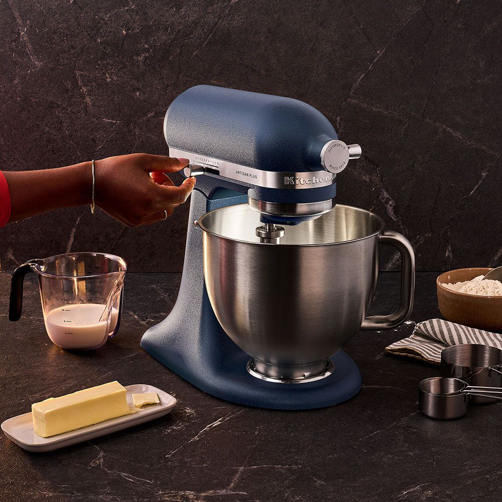 Kitchenaid Food processor 5KSM50PKVEWB Wild Blueberry Lifestyle