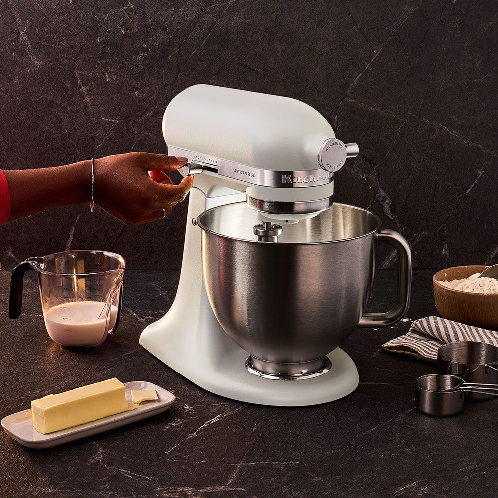 Kitchenaid Food processor 5KSM50PKVEPL Porcelain White Lifestyle