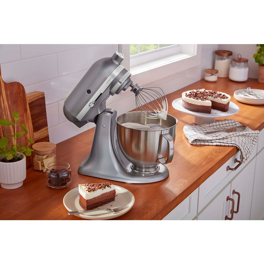 Kitchenaid Food processor 5KSM193ADBCU Contour silver Lifestyle