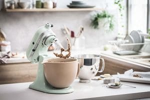 MIXER TILT-HEAD 4.8L - ARTISAN WITH EXTRA ACCESSORIES - Pistachio