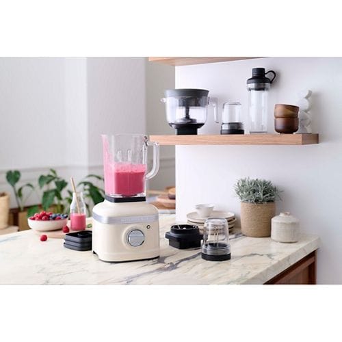 Kitchenaid Stirring machine 5KSB4026BAC Almond Cream Lifestyle