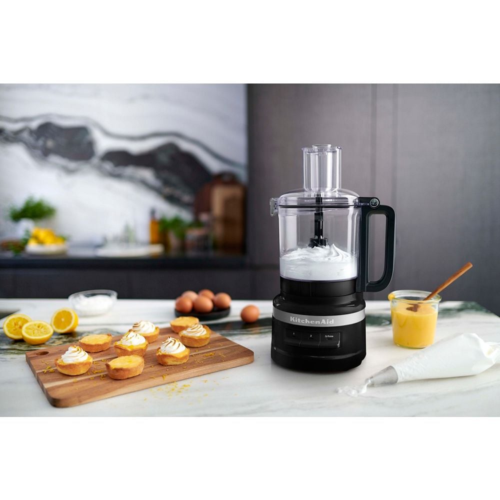 Kitchenaid Food processor 5KFP0921BOB Onyx Black Lifestyle