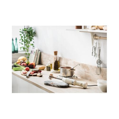 Kitchenaid Hand mixer 5KHBV83EAC Amandelwit Lifestyle