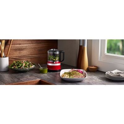 Kitchenaid Chopper 5KFC3516EER Rouge empire Lifestyle
