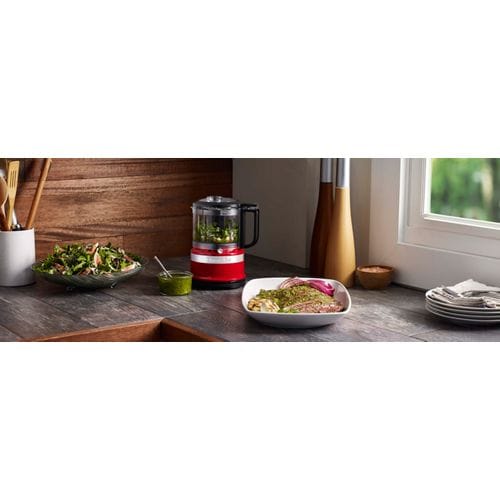 Kitchenaid Chopper 5KFC3516BER Empire Red Lifestyle
