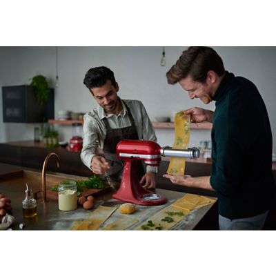 Kitchenaid Food processor 5KSM175PSECA Punainen metalliväri Lifestyle