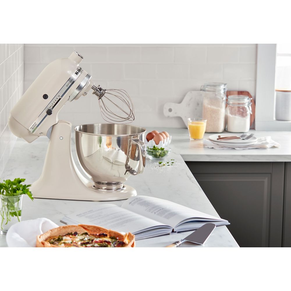 Kitchenaid Food processor 5KSM125BMH MILKSHAKE Lifestyle