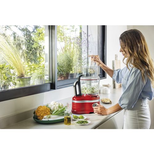 Kitchenaid Food processor 5KFP1644BER Empire Red Lifestyle