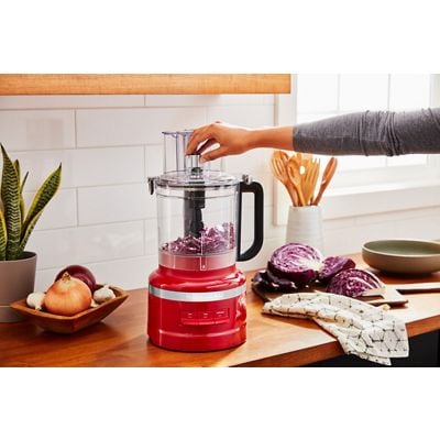 Kitchenaid Food processor 5KFP1319BER Empire red Lifestyle