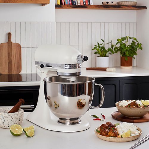 Kitchenaid Food processor 5KSM175PSEPL Porcelain White Lifestyle