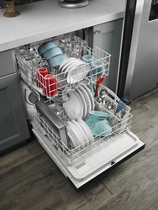 Dishwasher with Triple Filter Wash System