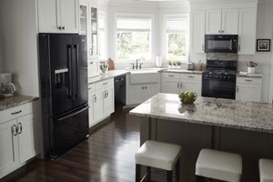 36- Inch Wide French Door Refrigerator with PowerCold® Feature - 25 Cu. Ft.