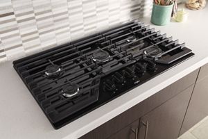 36-inch Gas Cooktop with EZ-2-Lift™ Hinged Cast-Iron Grates