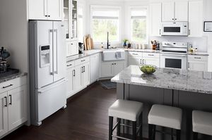 30-Inch Wide Electric Range With Shatter-Resistant Cooktop - 5.3 Cu. Ft.