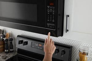 30-Inch Wide Electric Range With Shatter-Resistant Cooktop - 5.3 Cu. Ft.
