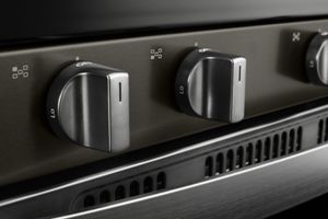 5.0 cu. ft. Whirlpool® gas range with center oval burner
