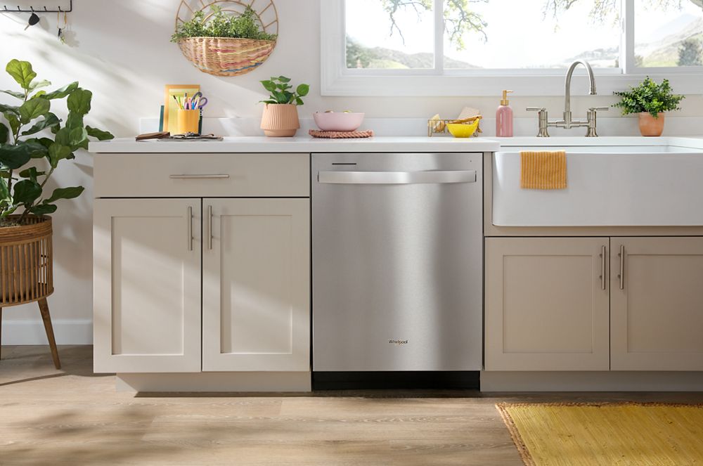 https://www.whirlpool.com/is/image/content/dam/global/shot-lists/2024/240395wdp01/240395WDP01-008_WDT750SAKZ_Set_sRGB.tif?wid=1000