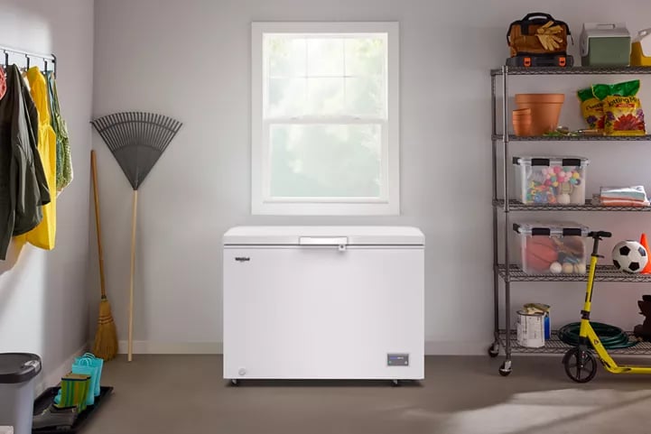 Whirlpool® 11 cu. ft. Chest Freezer with 2 Storage Baskets White